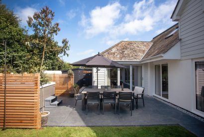 Clermont, a self-catering holiday home with hot tub in Rock, North Cornwall