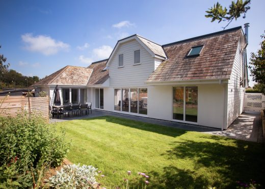 Clermont, a self-catering holiday home with hot tub in Rock, North Cornwall