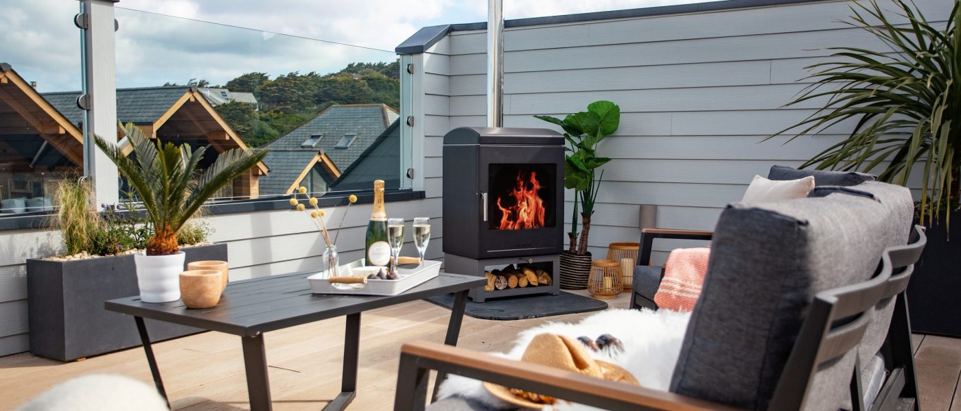 Driftwood, a luxury self-catering apartment with roof garden in Polzeath, North Cornwall