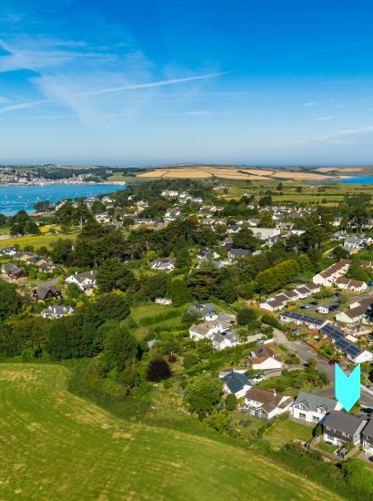 Aerial view of Longships, a self-catering holiday home in Rock, North Cornwall