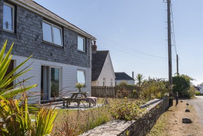 Penhwedhi a self-catering holiday apartment in Polzeath, North Cornwall