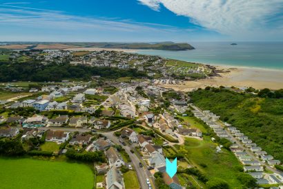 Aerial view of Seahouse, a self-catering holiday home in Polzeath, North Cornwall