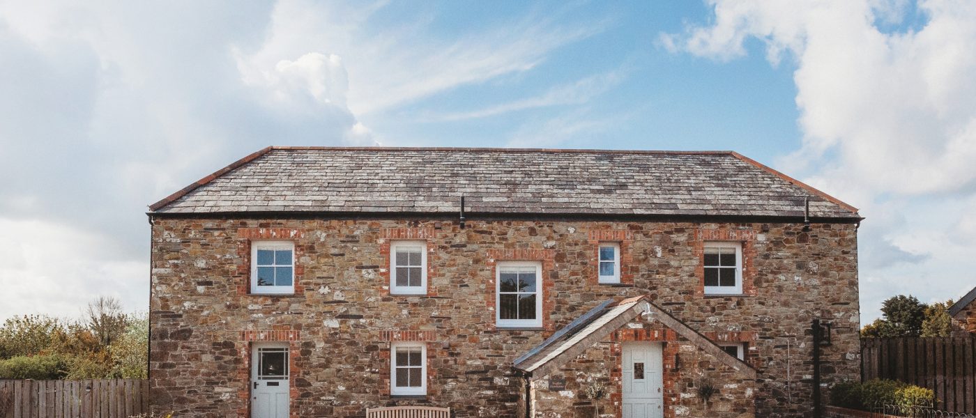 Treglyn Farmhouse, a self-catering holiday home near Rock and Wadebridge, North Cornwall