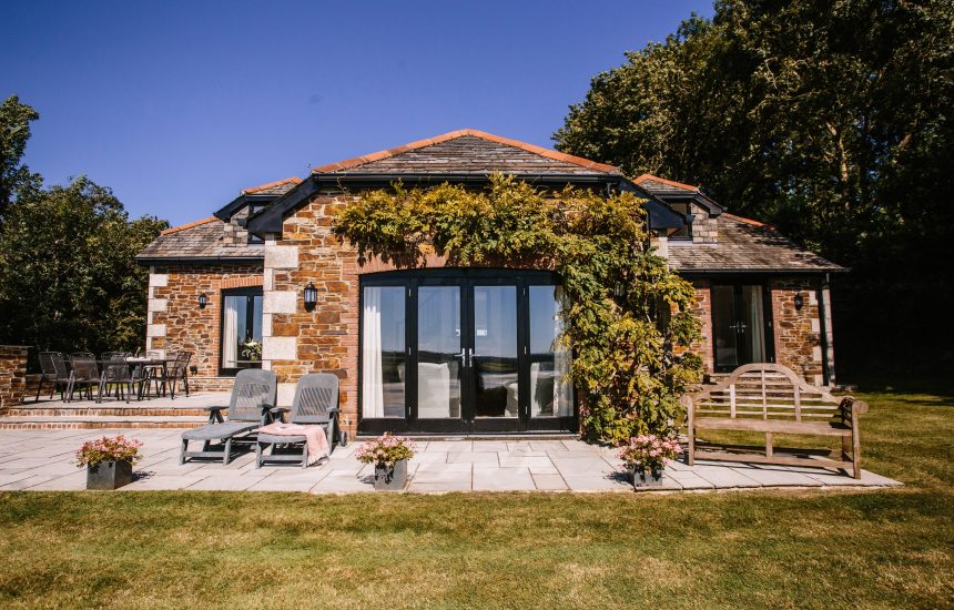 The Orchard, a self-catering holiday home in Rock, North Cornwall