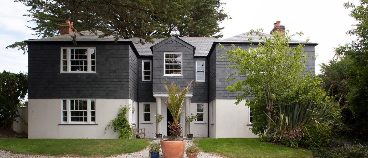 Exterior of Rockhaven Manor, a self-catering holiday house in Rock, North Cornwall