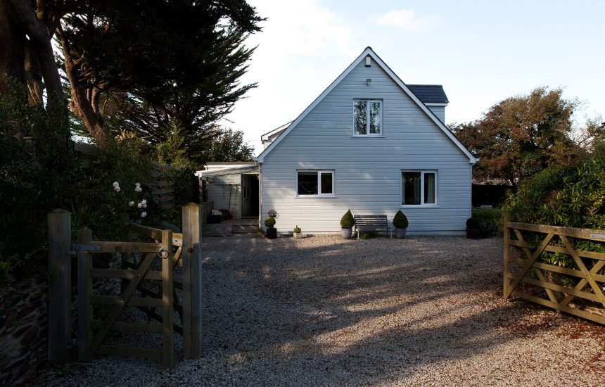 Exterior of Tamarisk Lodge, a self-catering holiday home in Daymer Bay, North Cornwall